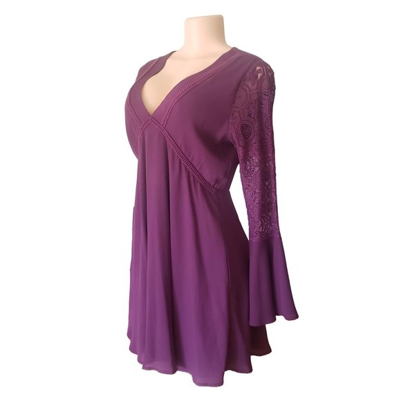 Altar'd State Women's NEW Plum Bell Lace Sleeve Dress NWT - Picture 3 of 8